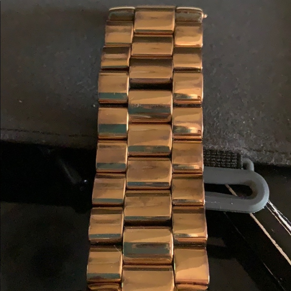 Michael Kors Watch - Picture 9 of 14